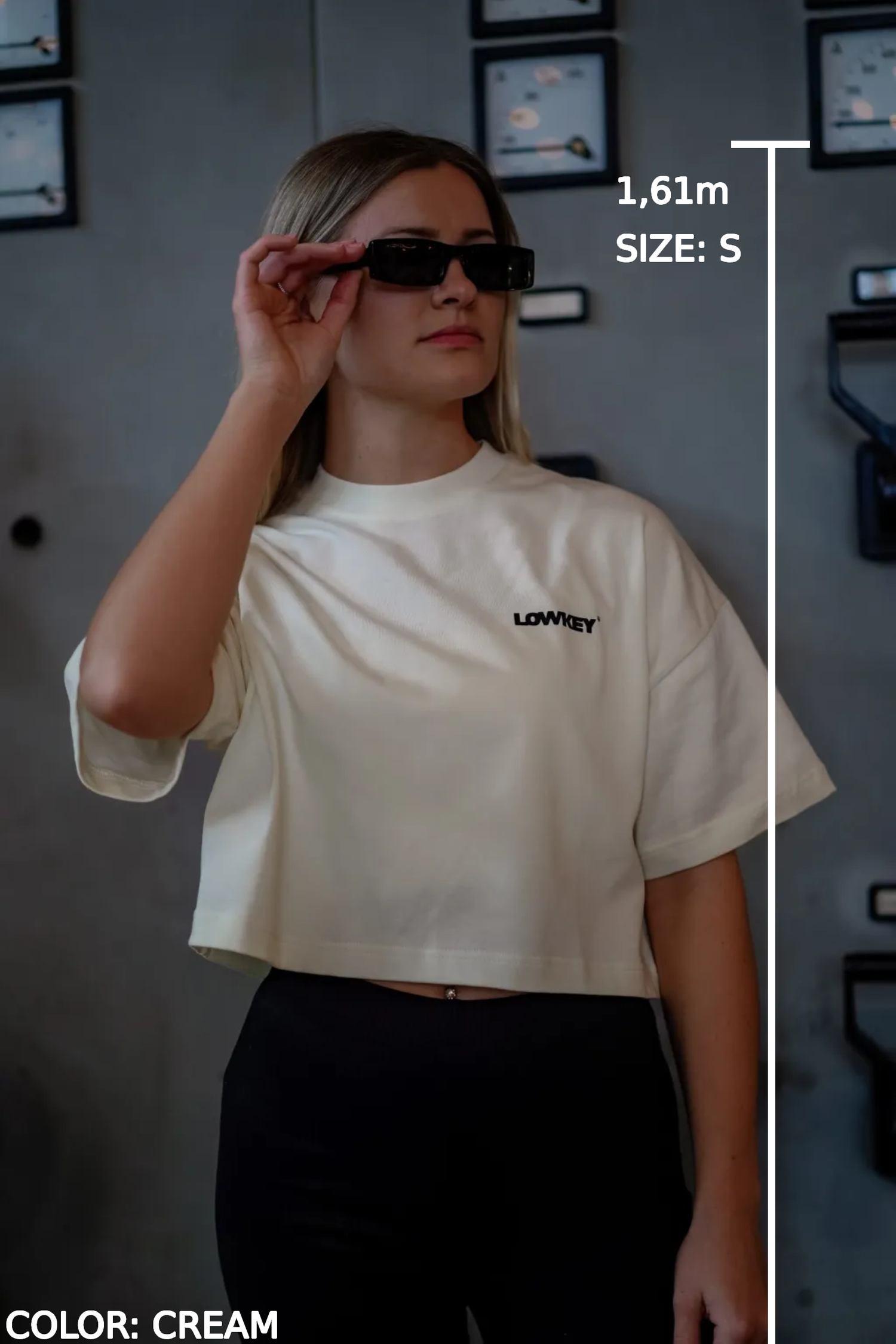 Lowkey® Cropped Basic Logo Tee Women Cut